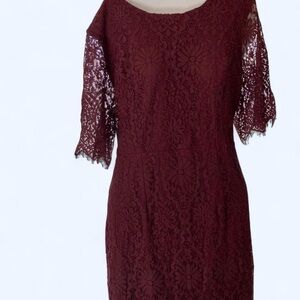 Burgundy lace dress with 3/4 sleeves Merokeety L NWT